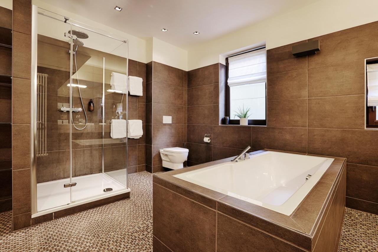 Hotel Wiener Botschaft In Veitshoechheim Экстерьер фото