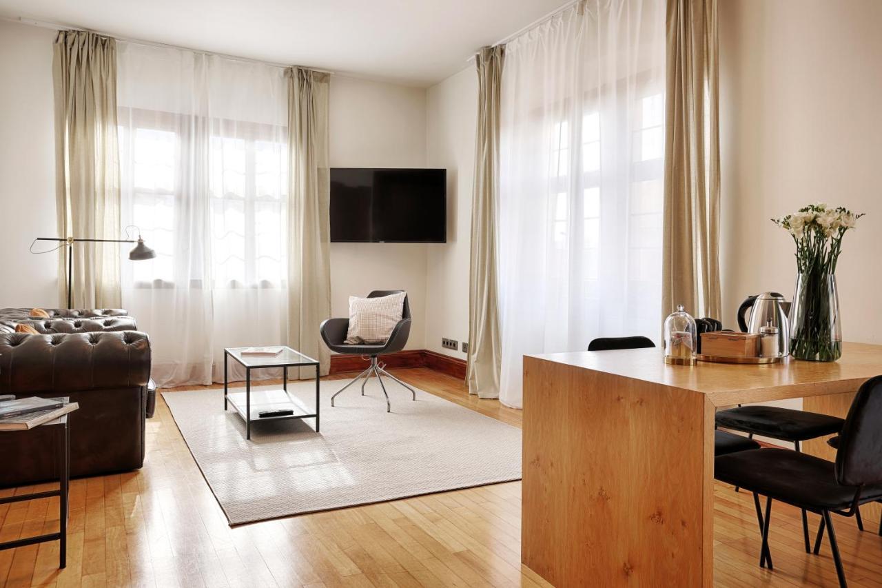 Hotel Wiener Botschaft In Veitshoechheim Экстерьер фото